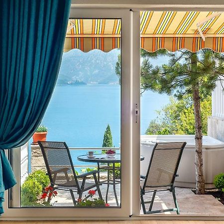 Boka Apartments Tivat Eksteriør billede