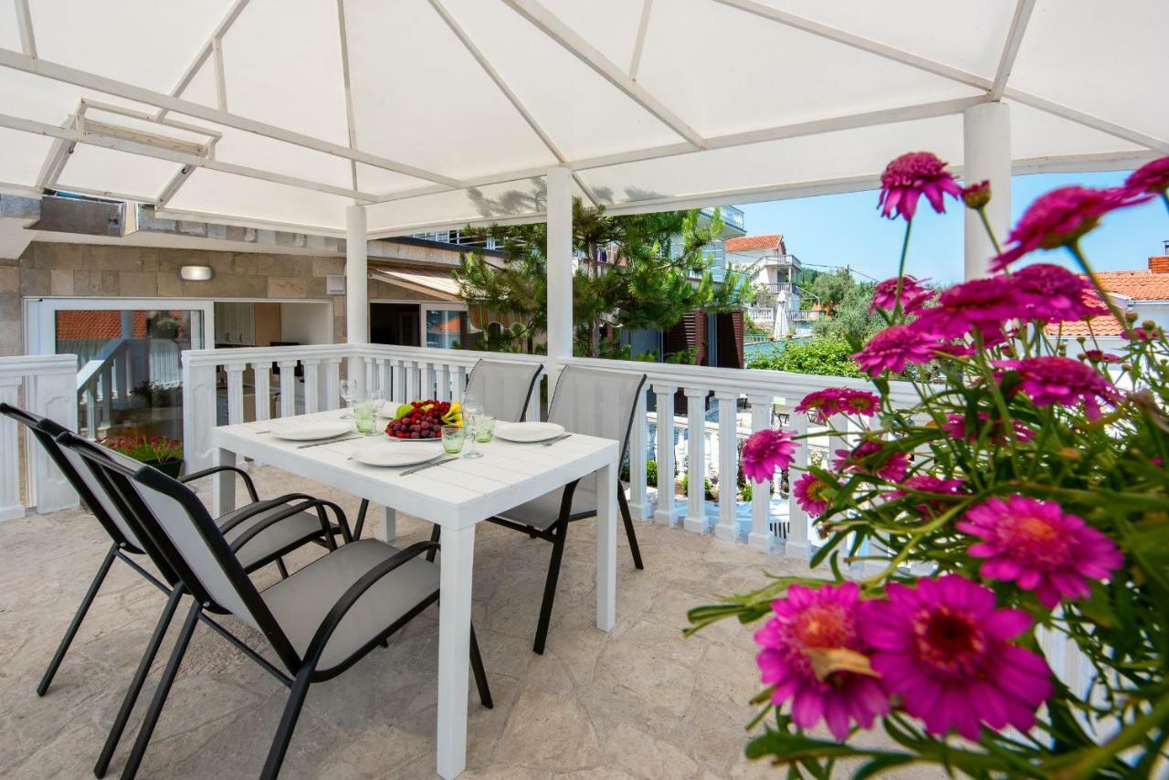 Boka Apartments Tivat Eksteriør billede