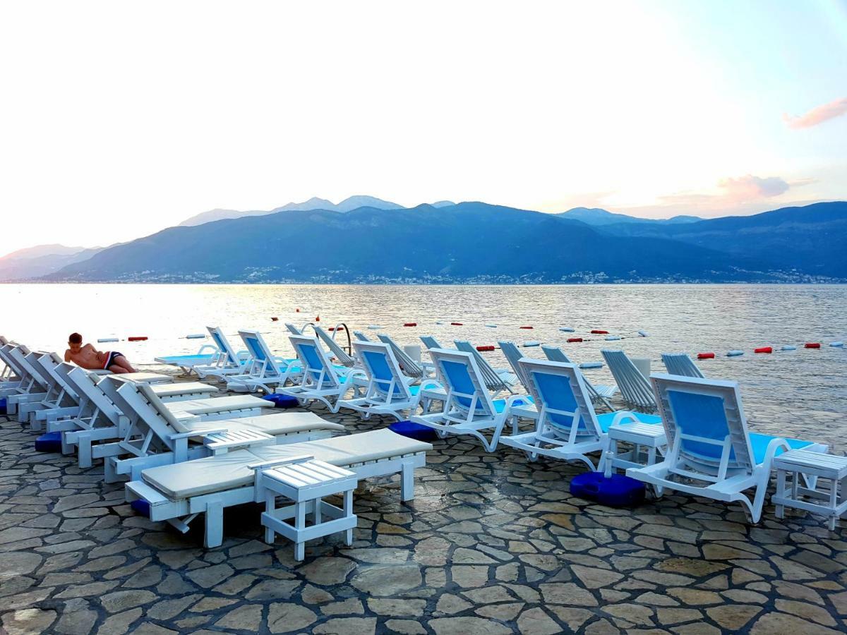 Boka Apartments Tivat Eksteriør billede
